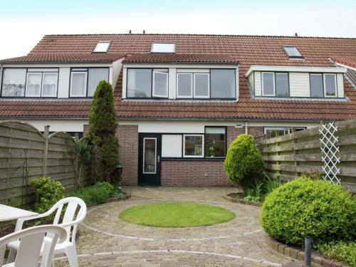 Comfortable Holiday Home In Castricum Near Sea