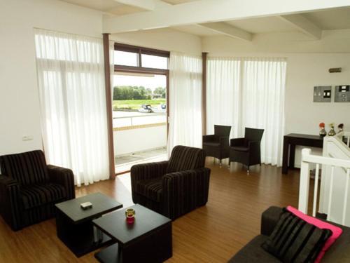 Holiday Home De Lemmer 18