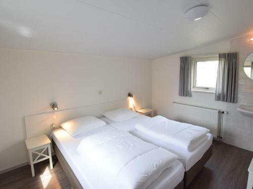 Spacious Holiday Home In Vlieland With Beaches Nearby