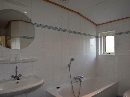 Spacious Holiday Home In Vlieland With Beaches Nearby