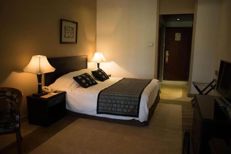 Century Park Hotel