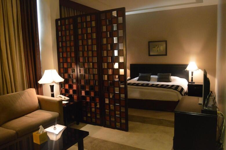 Century Park Hotel
