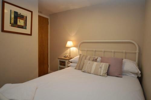 Newton Cottage South