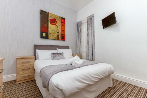 The New Sandringham Court Hotel