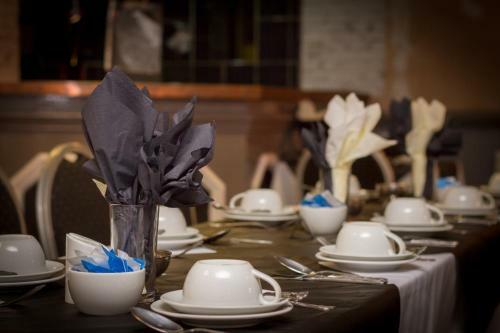 The New Sandringham Court Hotel