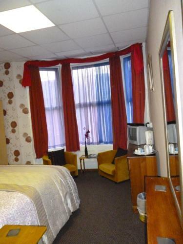 Mchalls Bed & Breakfast Adults Only