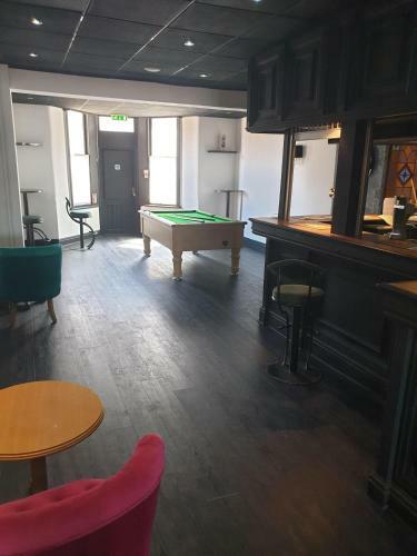 Bed & Breakfast The Parisienne Hotel