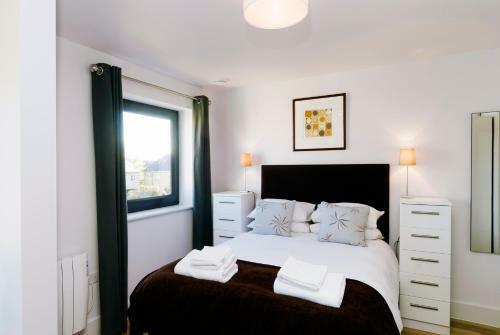 Your Space Apartments - Eden House