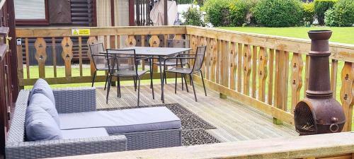 Fenna Lakeside Lodge - Pine Lake Resort