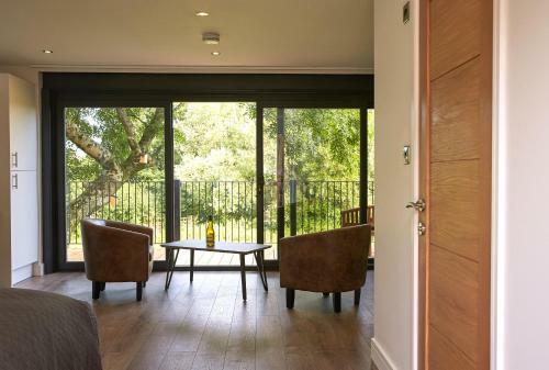 Waterfield House B&B