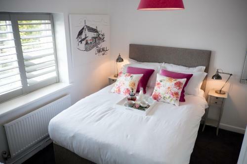 Bed & Breakfast The Churchill Arms