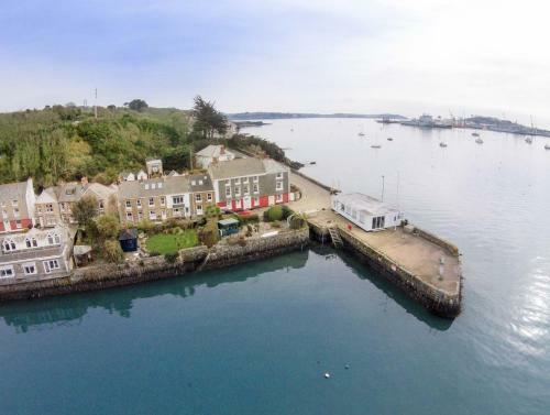 New Quay House