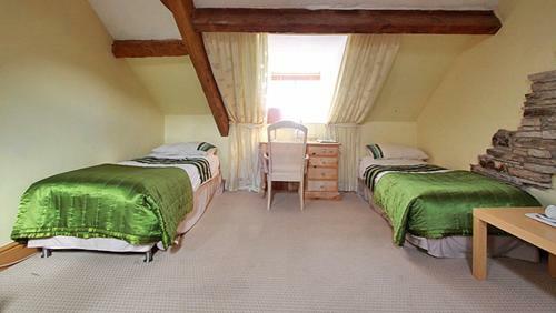Centre Of Britain Hotel