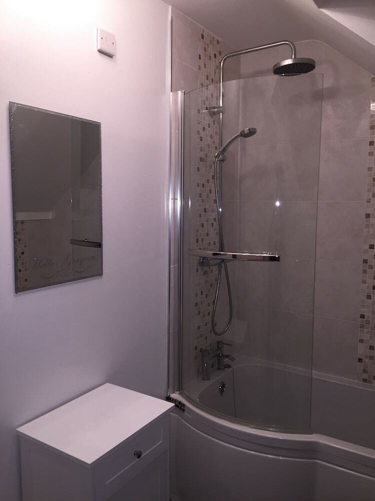 North Bridge Apartment