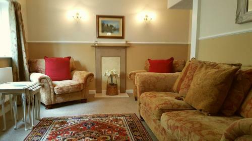 1 Mews Cottage