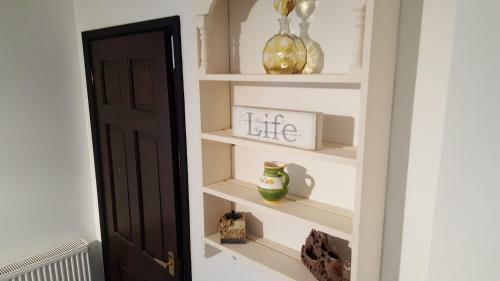 1 Mews Cottage