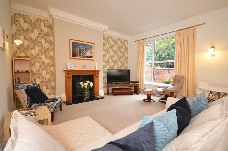 Stonefield Apartments
