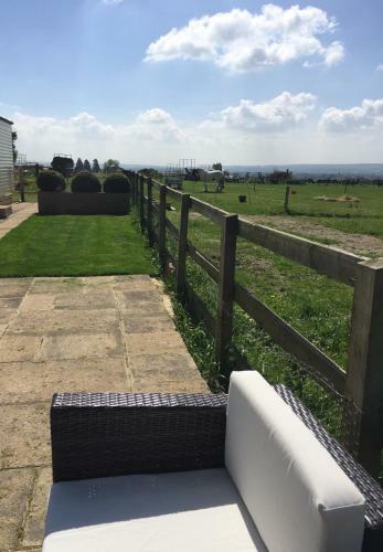 Rew Farm Country & Equestrian Accommodation