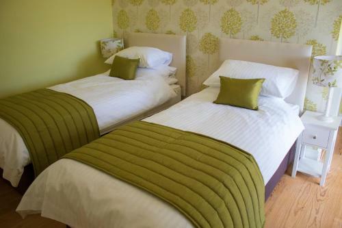 Hostal The Grange Guesthouse, Cefn-coed