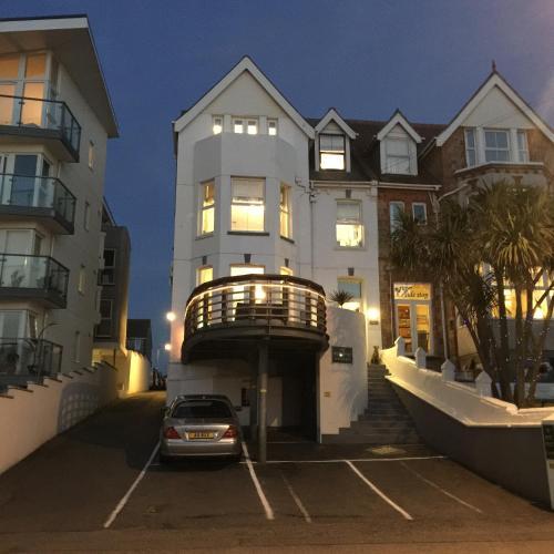 Hotel The White House