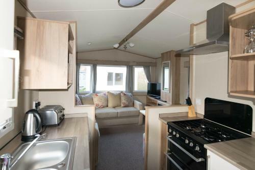 Newquay Bay Resort - Families And Couples Only