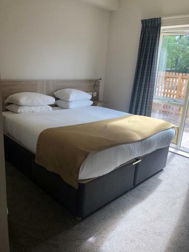 The Lodge At Perth Racecourse