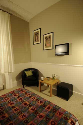 Hostal Gallery Guest House