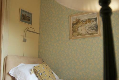 Hostal St Anns Guest House