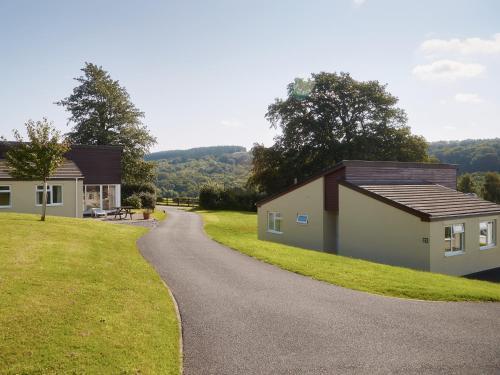 Chudleigh Bungalow 10