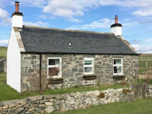 Wee Dug Hoose