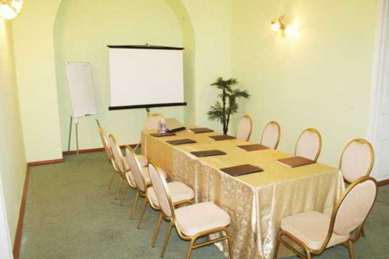 Tsentralnaya Hotel