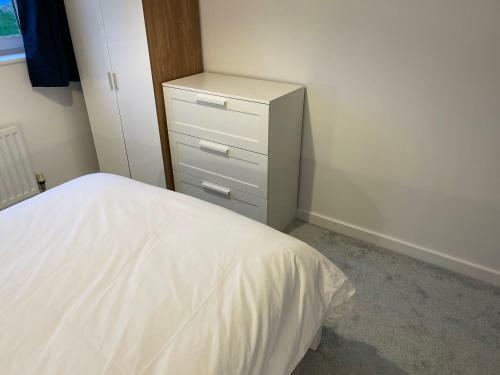 The Beeches - Serviced Duplex Apartment