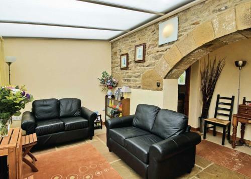 Dairy Cottage - E