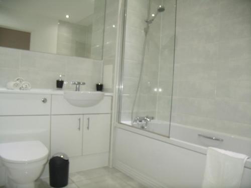 Apartamento New Central Woking