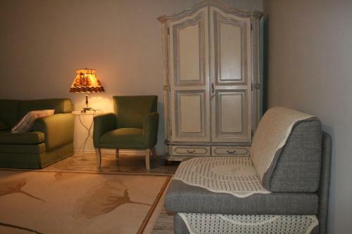 Feel Home Apartment Horova
