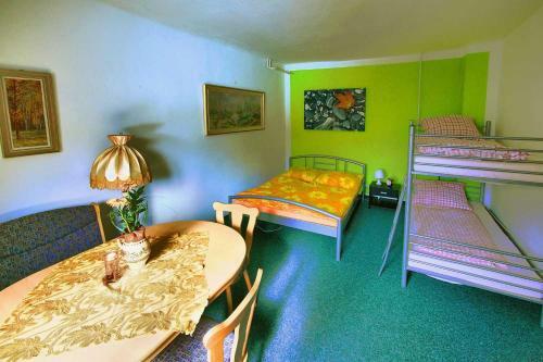 Hostal Penzion Nem�lek