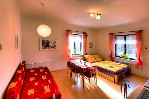 Hostal Penzion Nem�lek