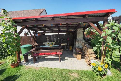 Hostal Penzion Nem�lek