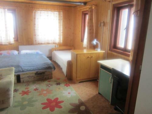 Hostal Guest House Leona