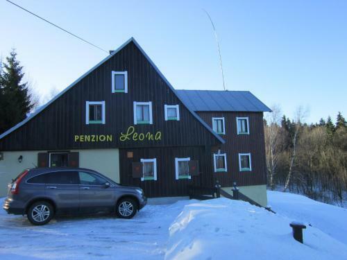 Hostal Guest House Leona
