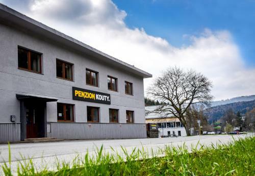 Hostal Penzion Kouty