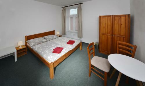 Hostal Penzion Pivovar Podles�