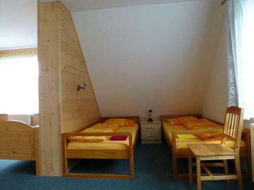 Hostal Ubytov�n� Ly?a?sk� ?kola