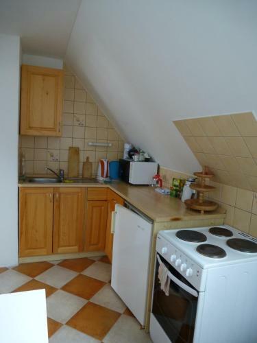 Hostal Ubytov�n� Ly?a?sk� ?kola