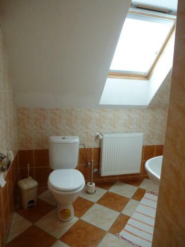 Hostal Ubytov�n� Ly?a?sk� ?kola
