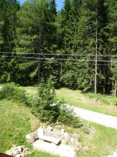Hostal Ubytov�n� Ly?a?sk� ?kola