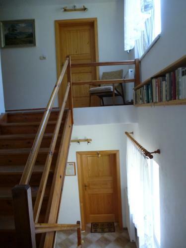 Hostal Ubytov�n� Ly?a?sk� ?kola