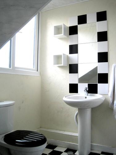 Midtown Hostel
