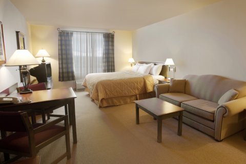 Hotel Comfort Inn & Suites
