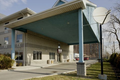 Hotel Comfort Suites Downtown